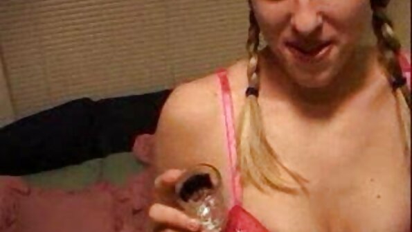 Vrućeg amatera izbliza prodire velika erekcija